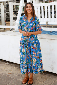 Sophie 1/2 Sleeves V-Neck Maxi Dress